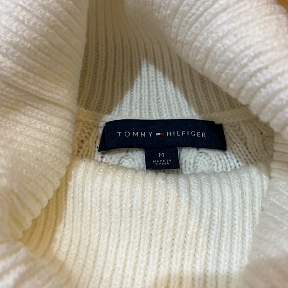 TOMMY HILFIGER Womens Medium Turtleneck Sweater - Picture 5 of 5
